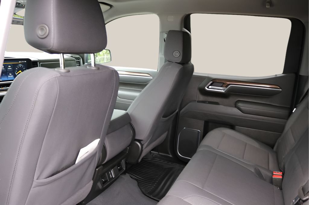 Used 2026 Chevrolet Silverado 1500 LT RWD image 15
