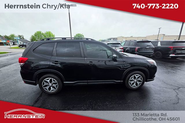 Used 2024 Subaru Forester Premium AWD/4WD image 28