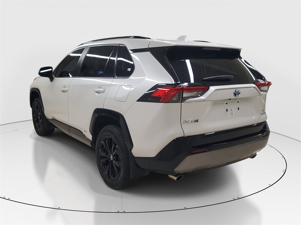 Certified 2024 Toyota RAV4 SE image 5
