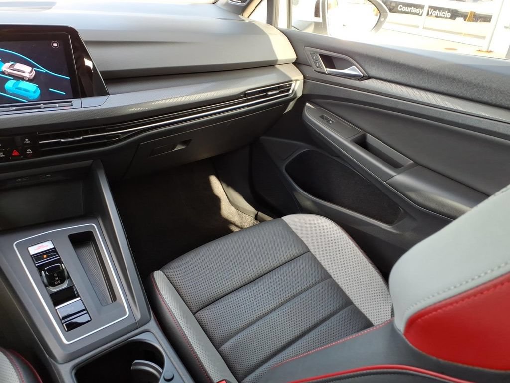 Used 2022 Volkswagen GTI Autobahn FWD image 22