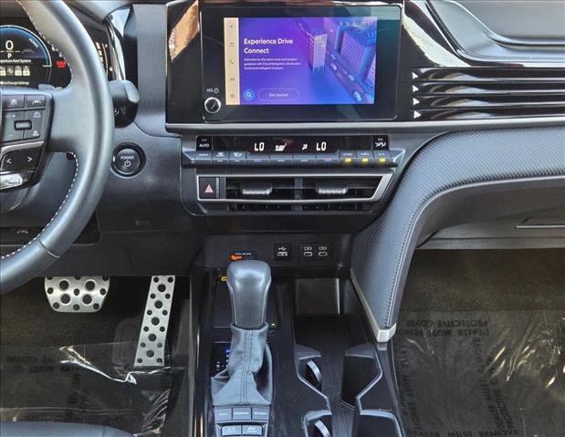 Certified 2025 Toyota Camry SE image 15