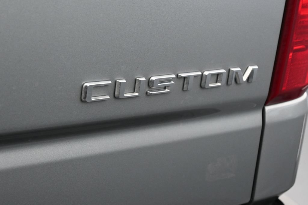 Used 2025 Chevrolet Silverado 1500 Custom w/ Turbomax Blackout Package RWD image 30