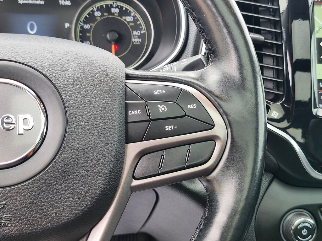 Used 2020 Jeep Cherokee Limited AWD/4WD image 31