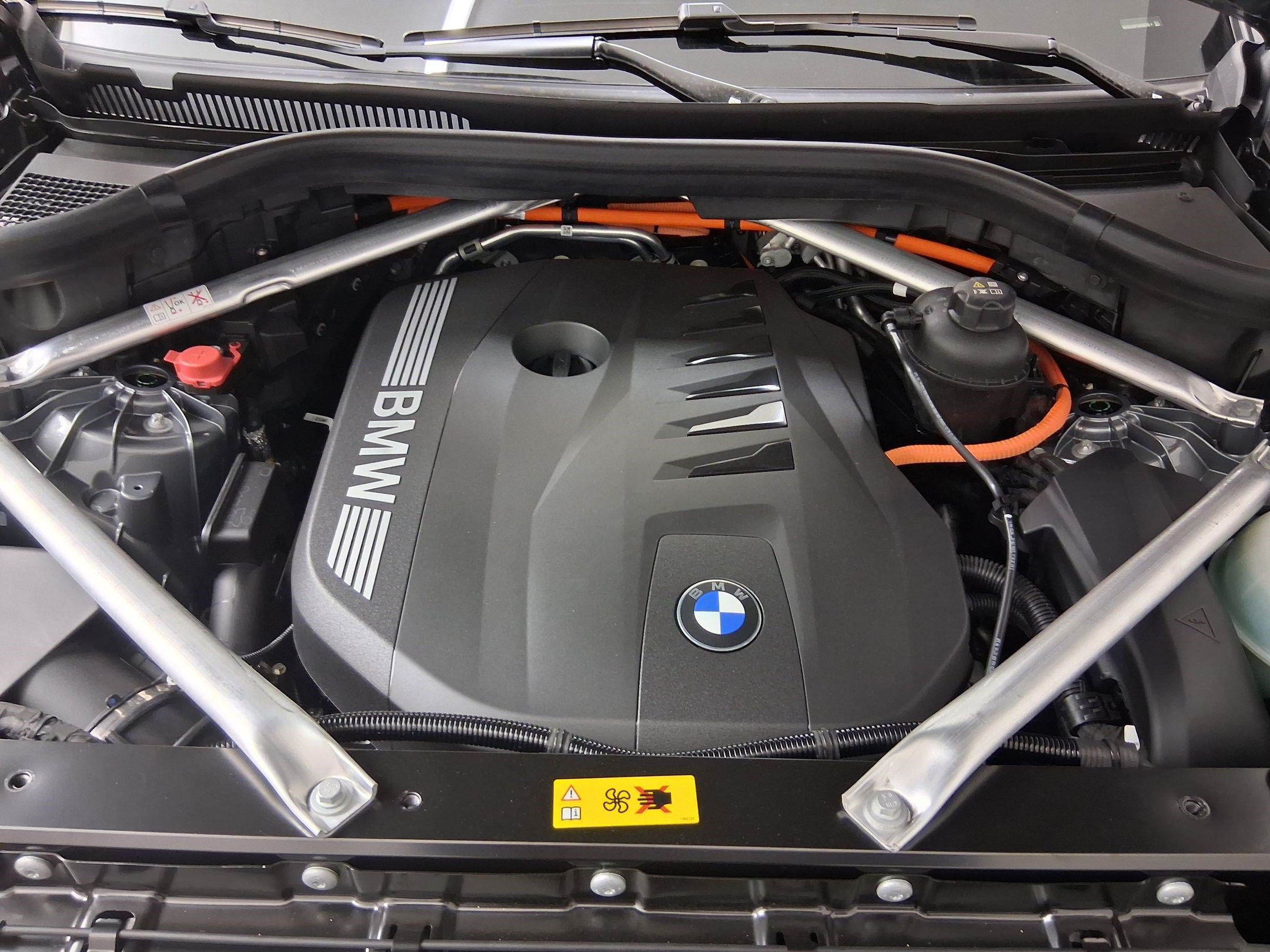 New 2026 BMW X5 xDrive50e w/ Premium Package AWD/4WD image 31