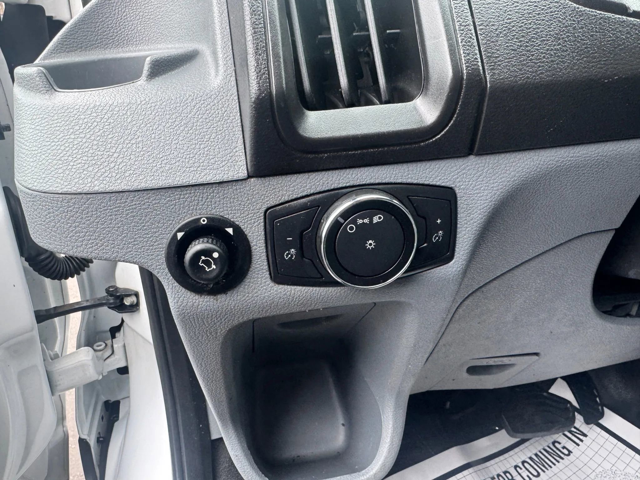 Used 2018 Ford Transit 250 148 Low Roof image 26