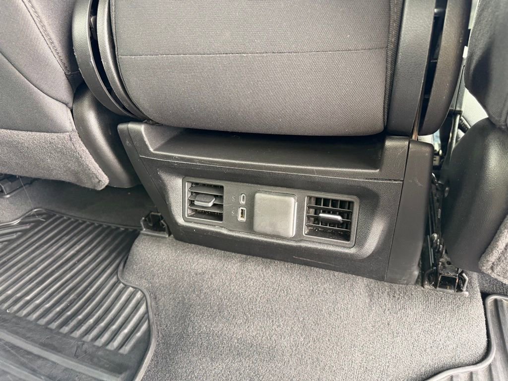 Certified 2025 Chevrolet Silverado 1500 LT AWD/4WD image 19