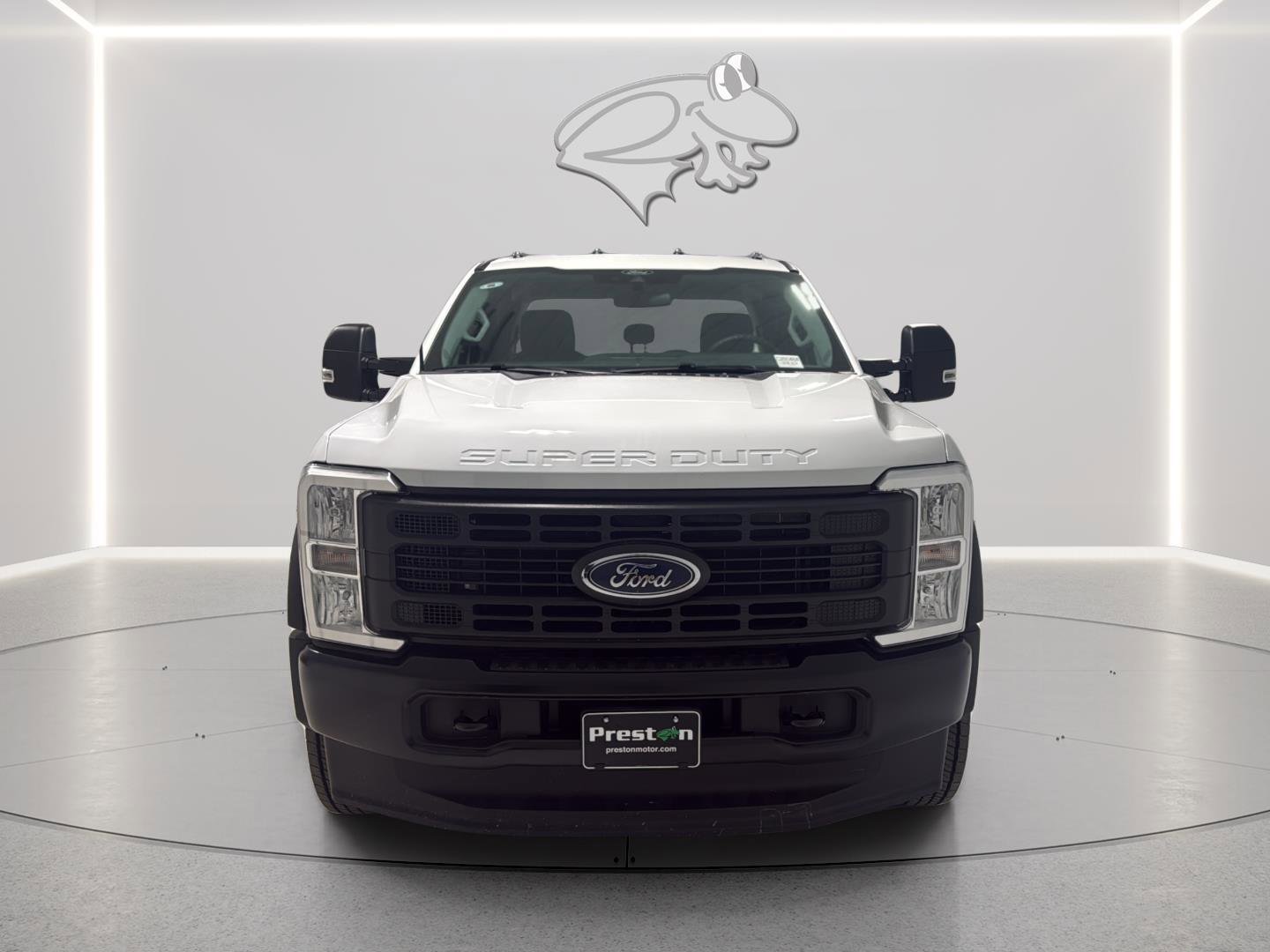 New 2026 Ford F550 4x4 SuperCab Super Duty image 2
