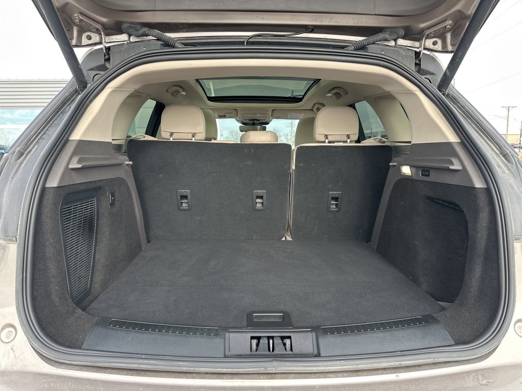 Used 2021 Lincoln Corsair Reserve image 10