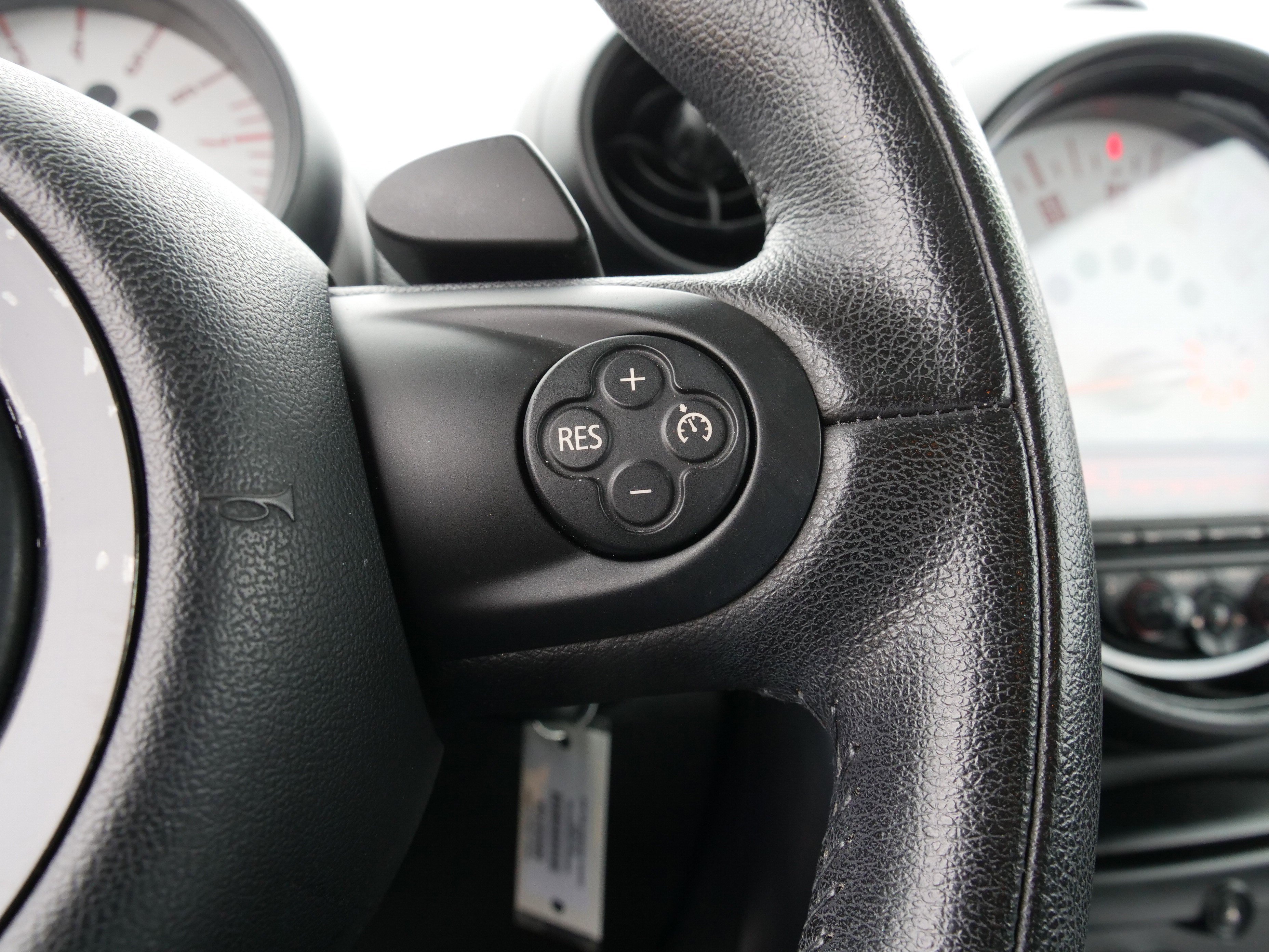 Used 2014 MINI Cooper Paceman S image 19