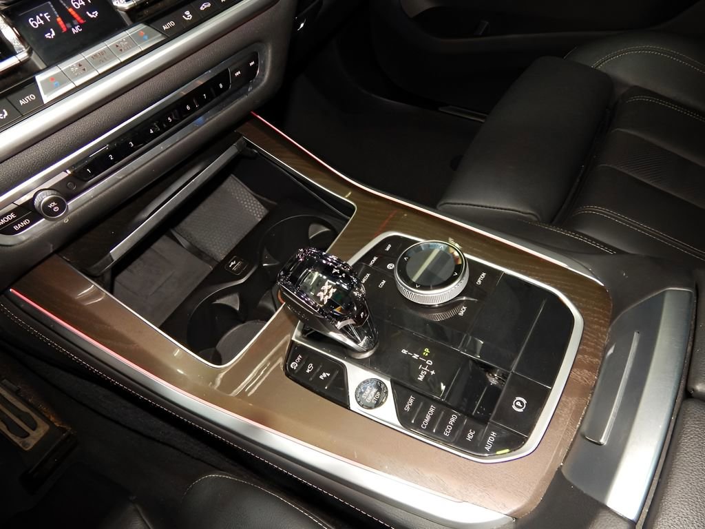 Used 2022 BMW X5 xDrive40i w/ M Sport Package image 21
