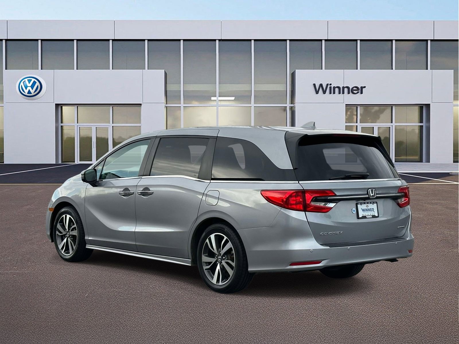 Used 2023 Honda Odyssey Touring video 3