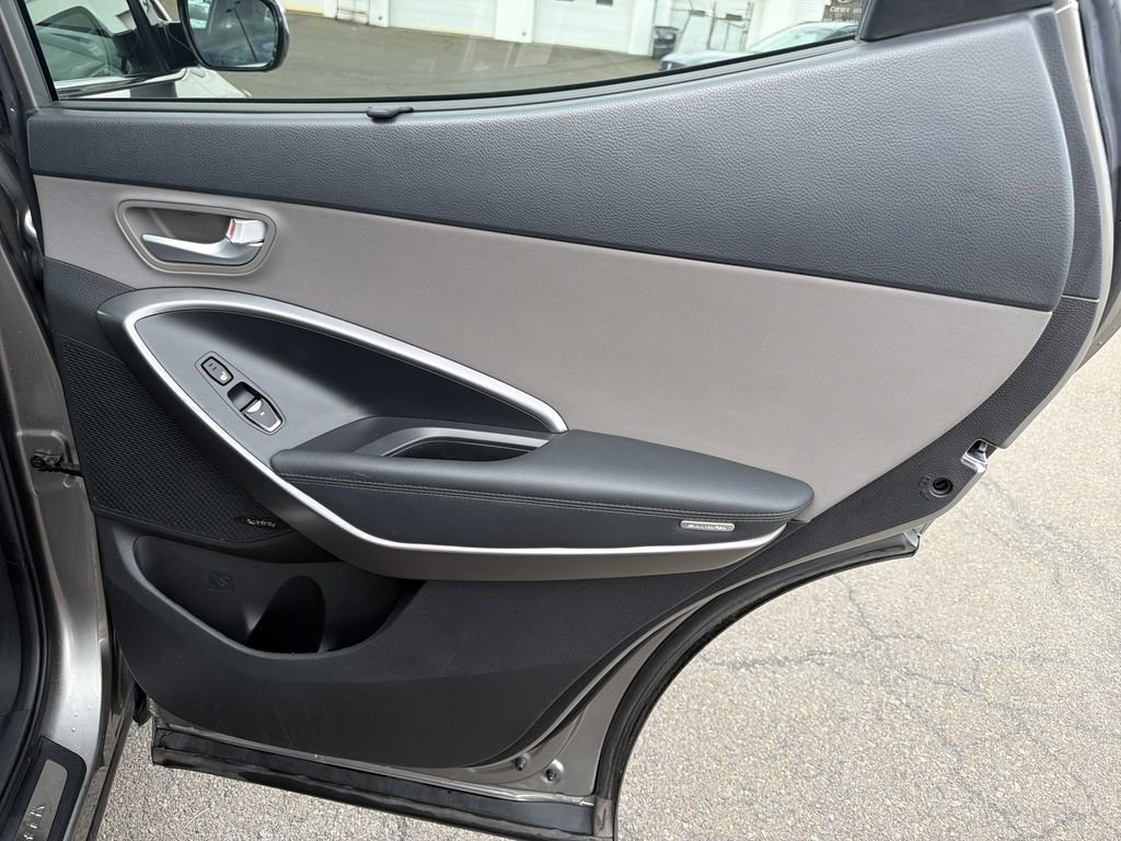 Used 2018 Hyundai Santa Fe Sport w/ 2.4L Tech Package 04 image 16