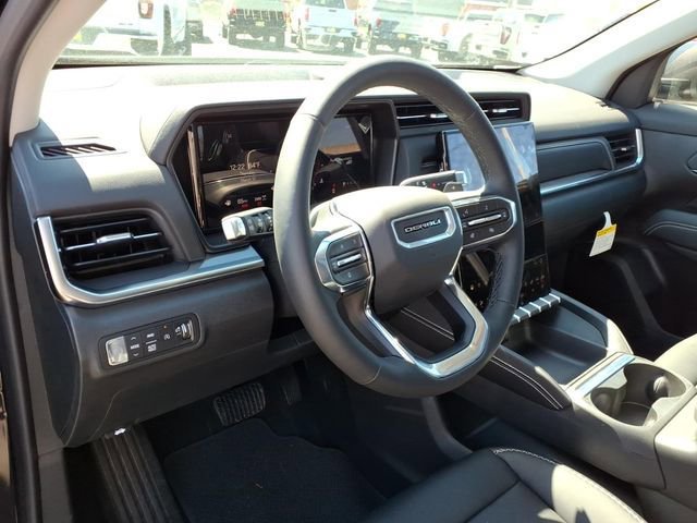 New 2026 GMC Terrain Denali w/ LPO, Black Badging Package AWD/4WD image 11