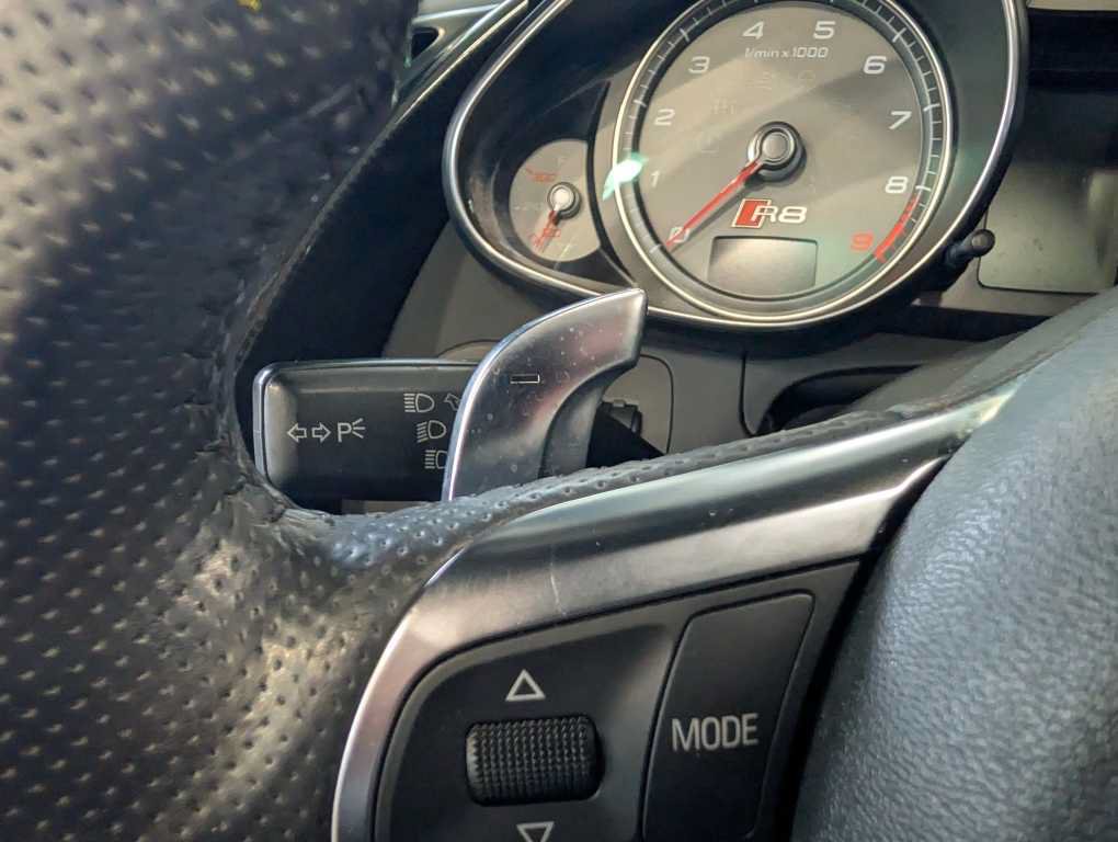 Used 2015 Audi R8 V8 AWD/4WD image 30
