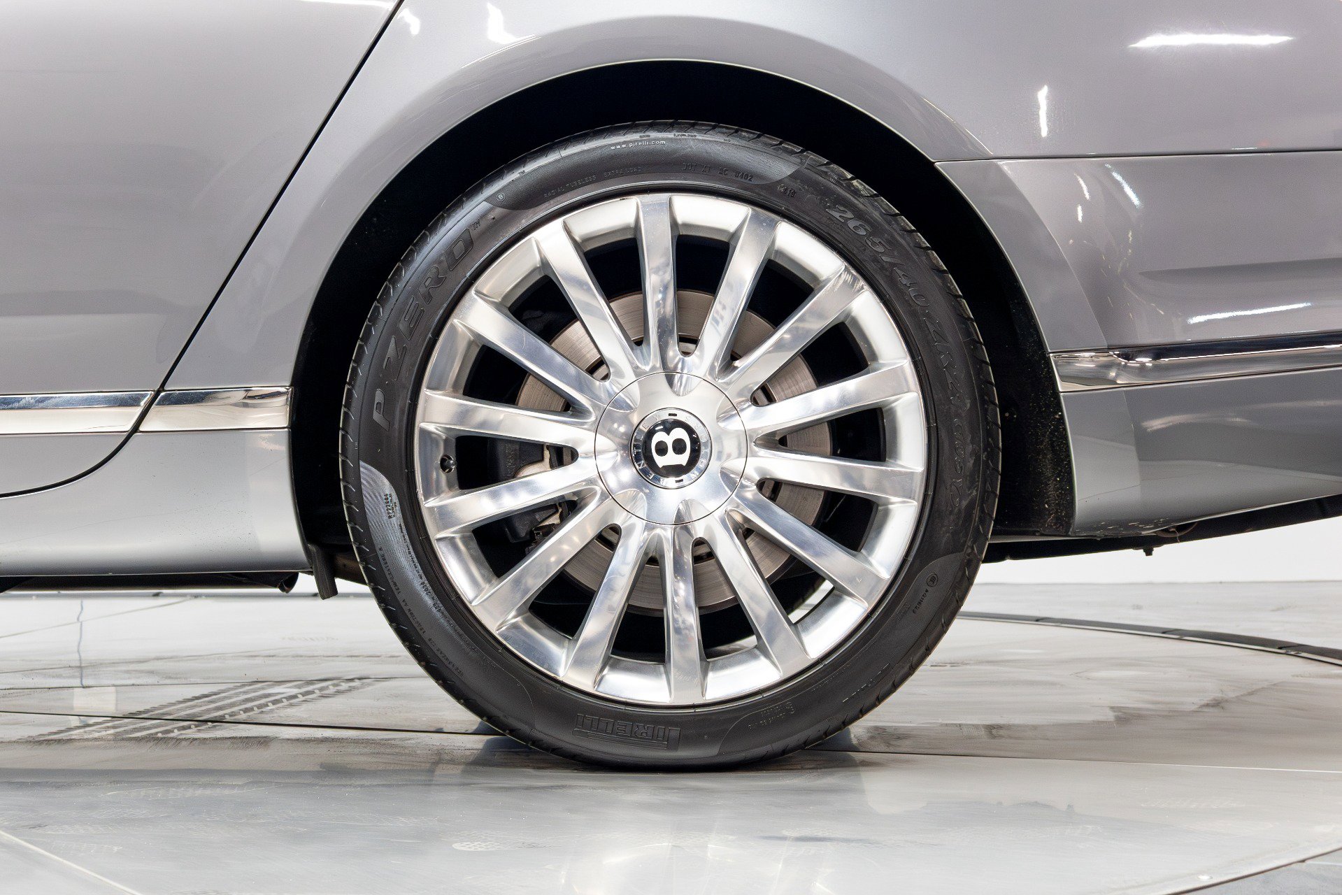 Used 2017 Bentley Mulsanne Speed image 51