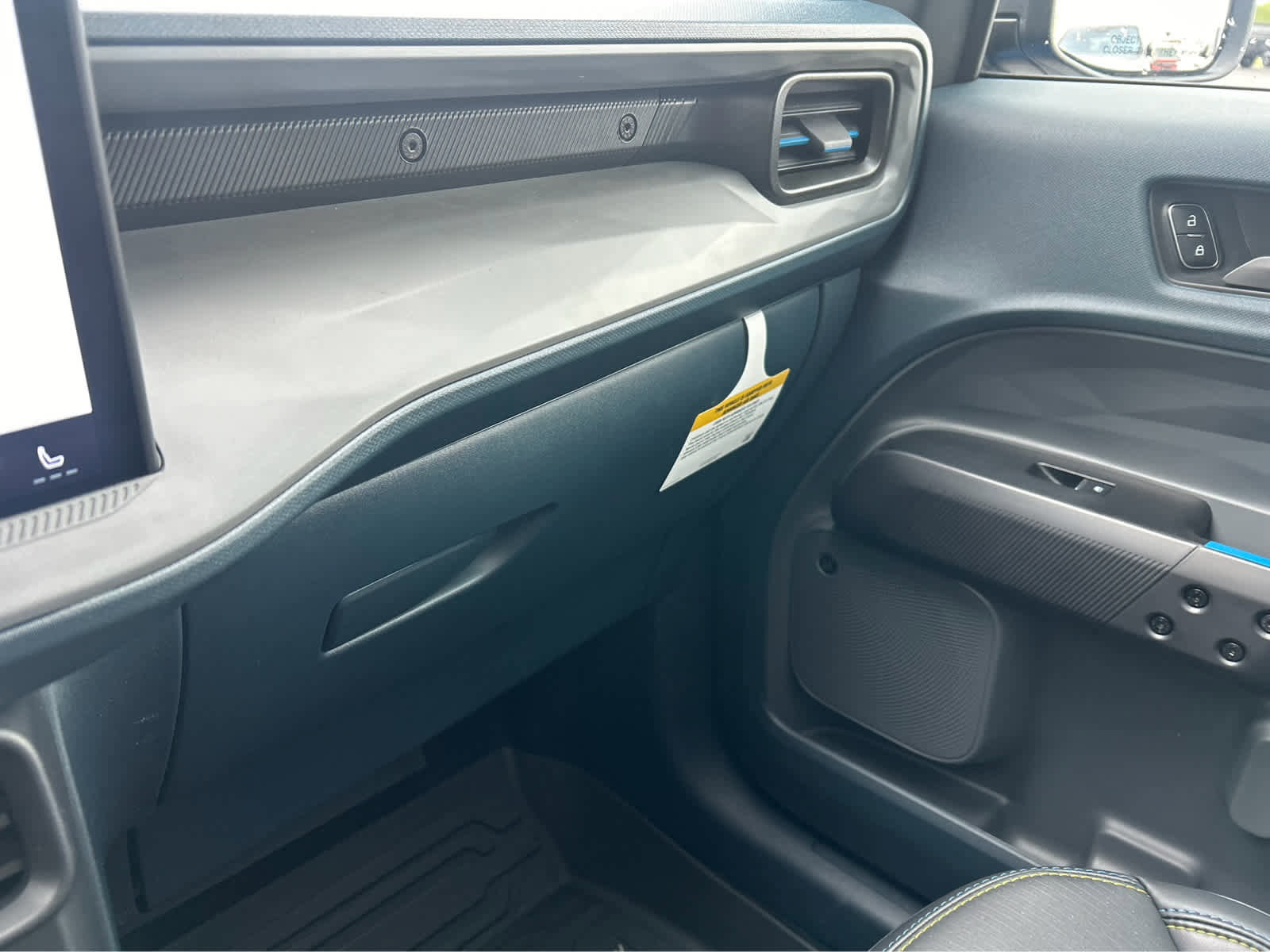 New 2025 Ford Maverick Lobo image 68