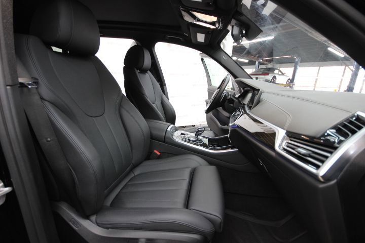 Used 2019 BMW X5 xDrive40i w/ Premium Package 2 AWD/4WD image 32
