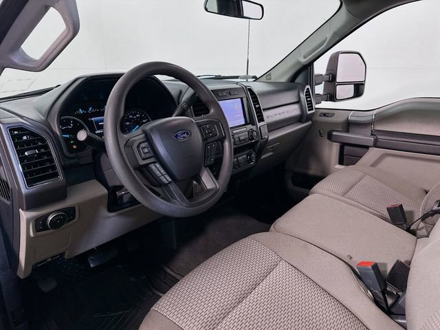 Certified 2022 Ford F250 XLT w/ Black Appearance Package image 12
