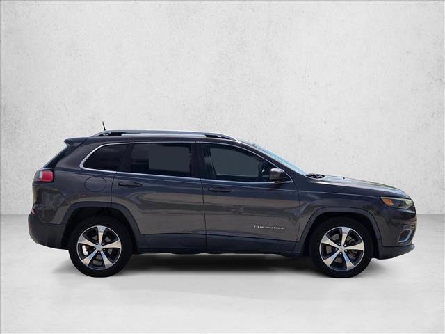 Used 2019 Jeep Cherokee Limited FWD image 4