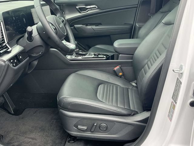 Used 2025 Kia Sportage SX FWD image 13