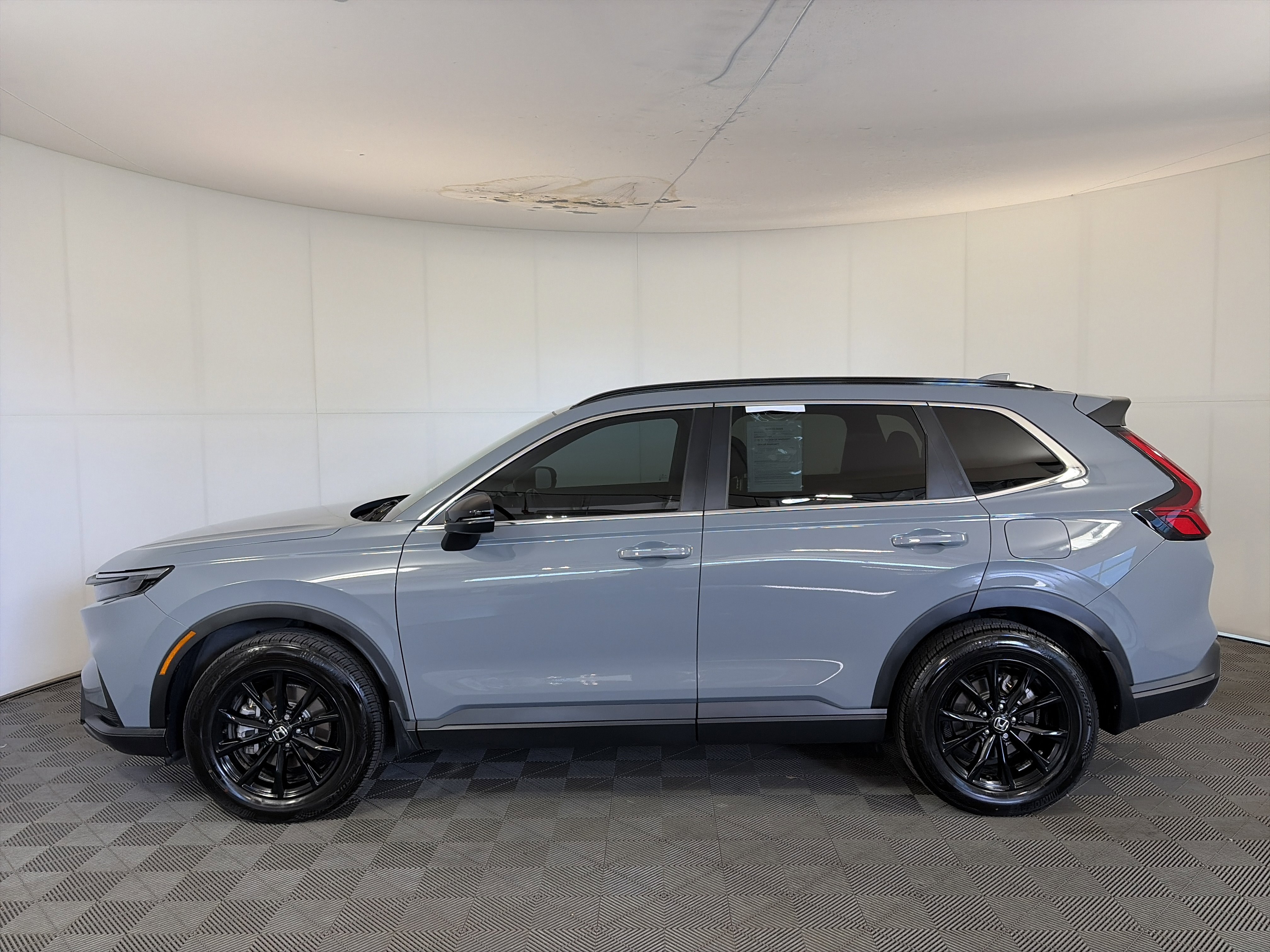 Used 2023 Honda CR-V Sport image 8