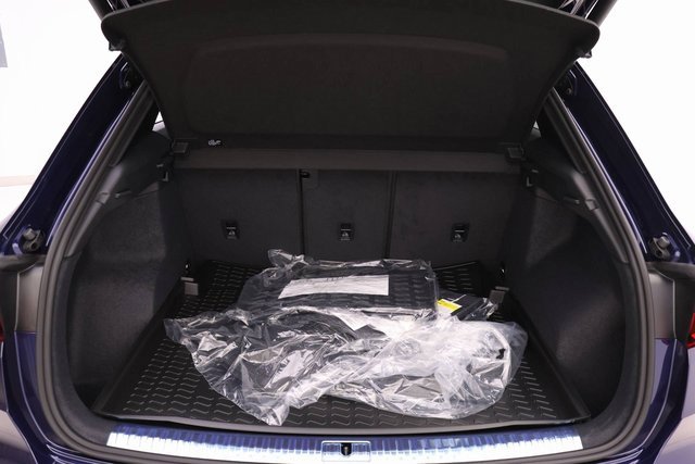 New 2025 Audi Q3 2.0T Premium image 15