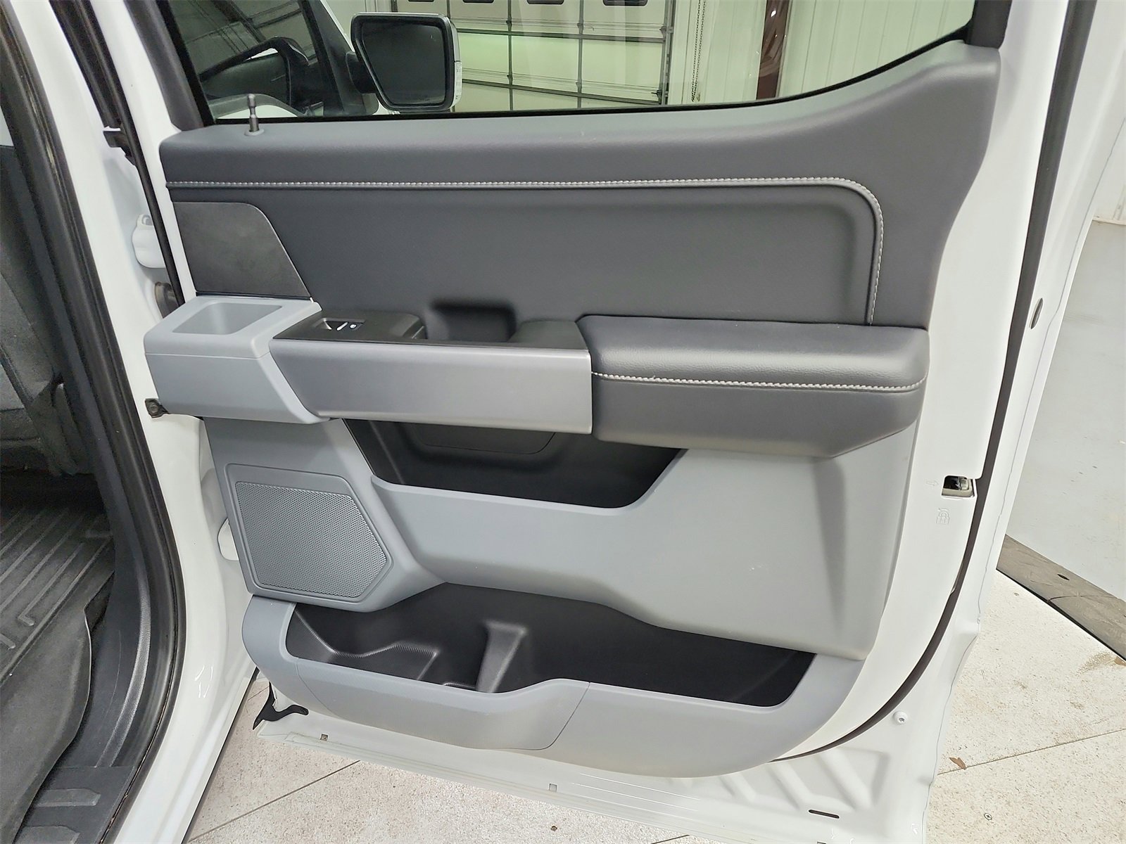 Used 2024 Ford F150 XLT w/ Equipment Group 302A MID image 40