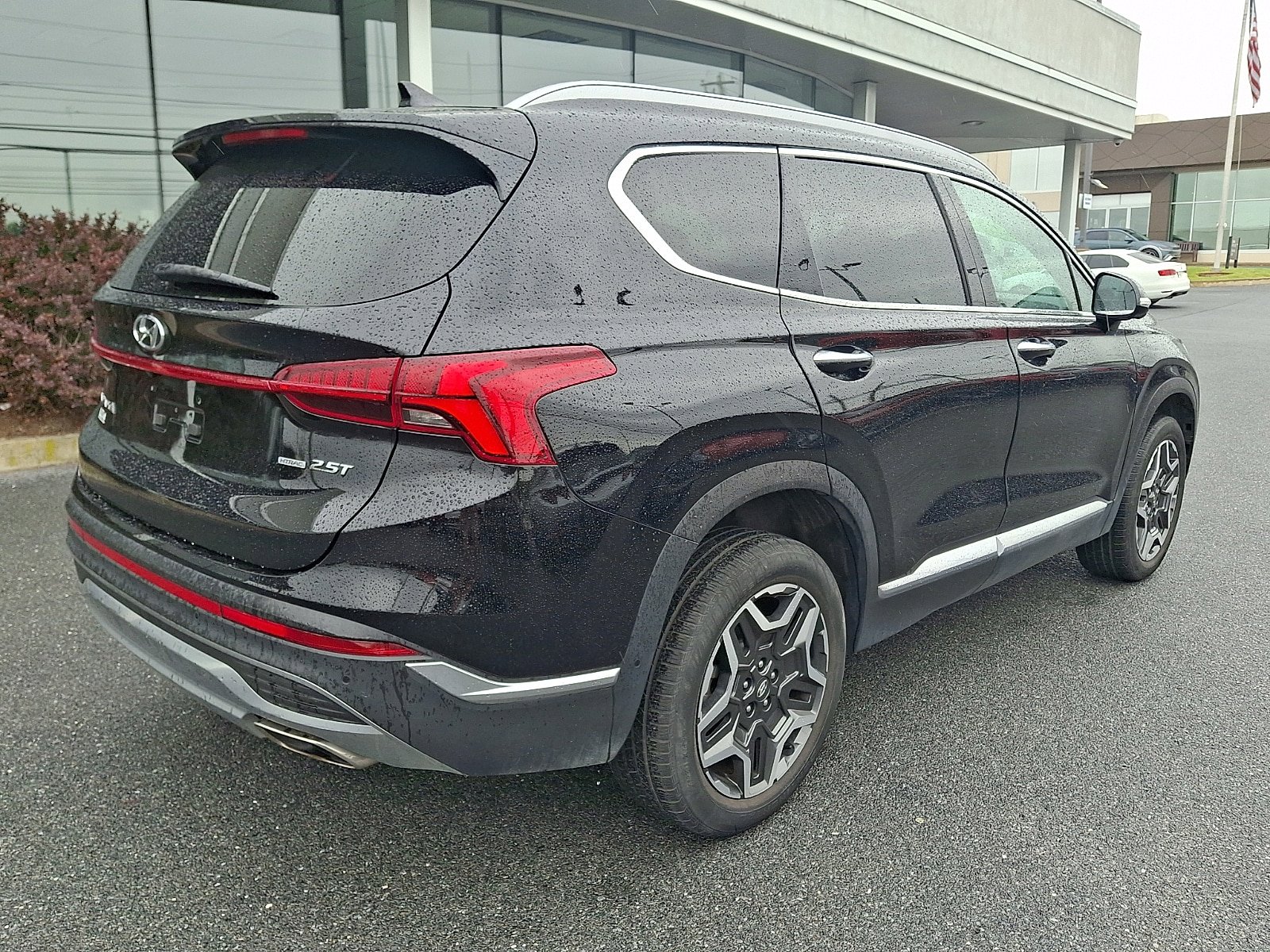 Certified 2023 Hyundai Santa Fe Limited AWD/4WD image 5