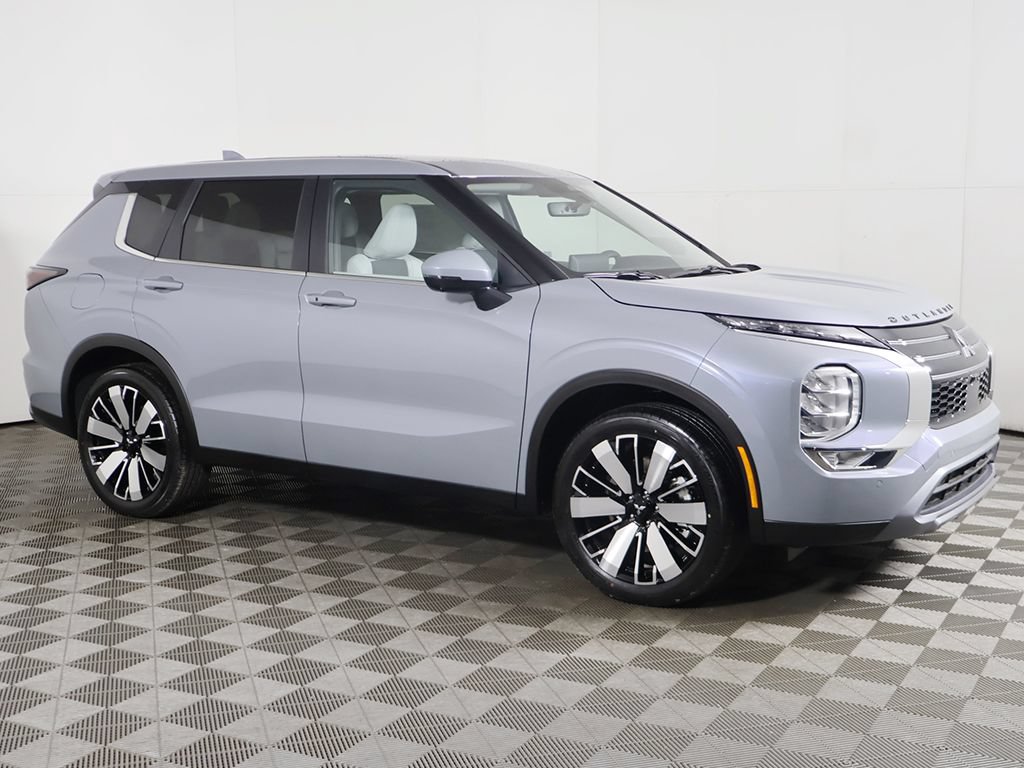 New 2026 Mitsubishi Outlander SE FWD image 17