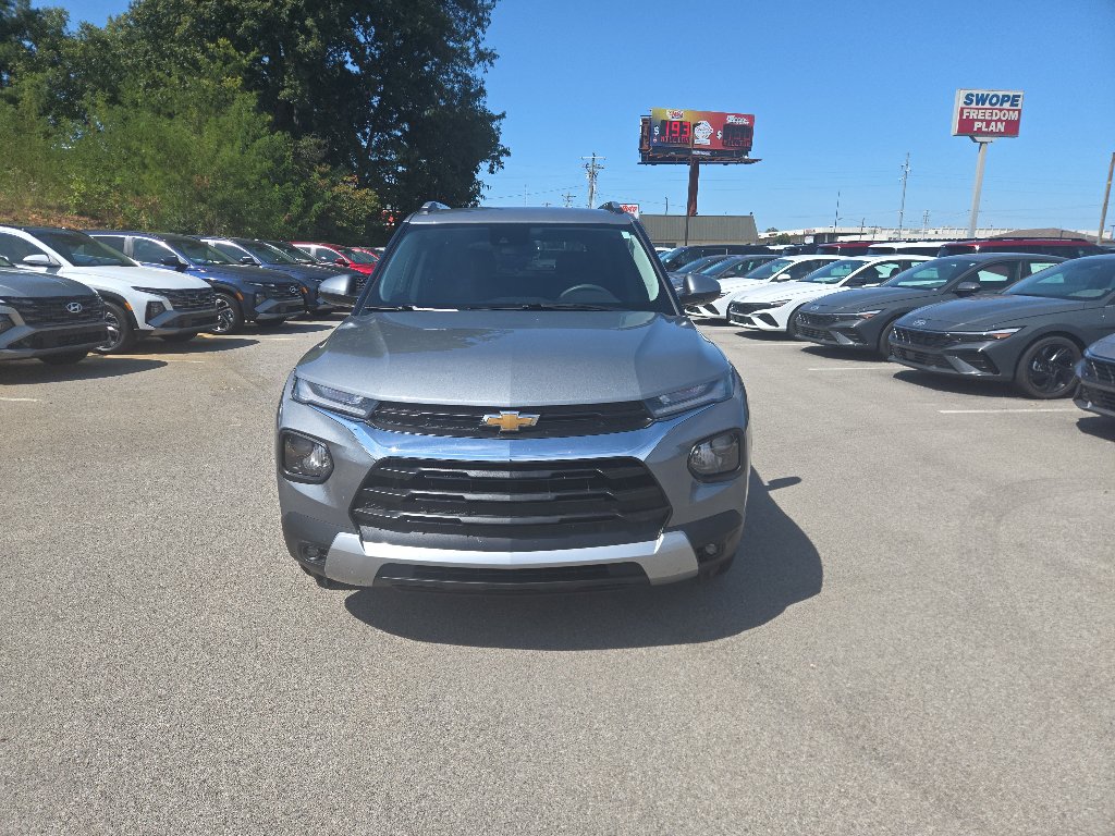 Used 2023 Chevrolet TrailBlazer LT w/ Convenience Package FWD image 8