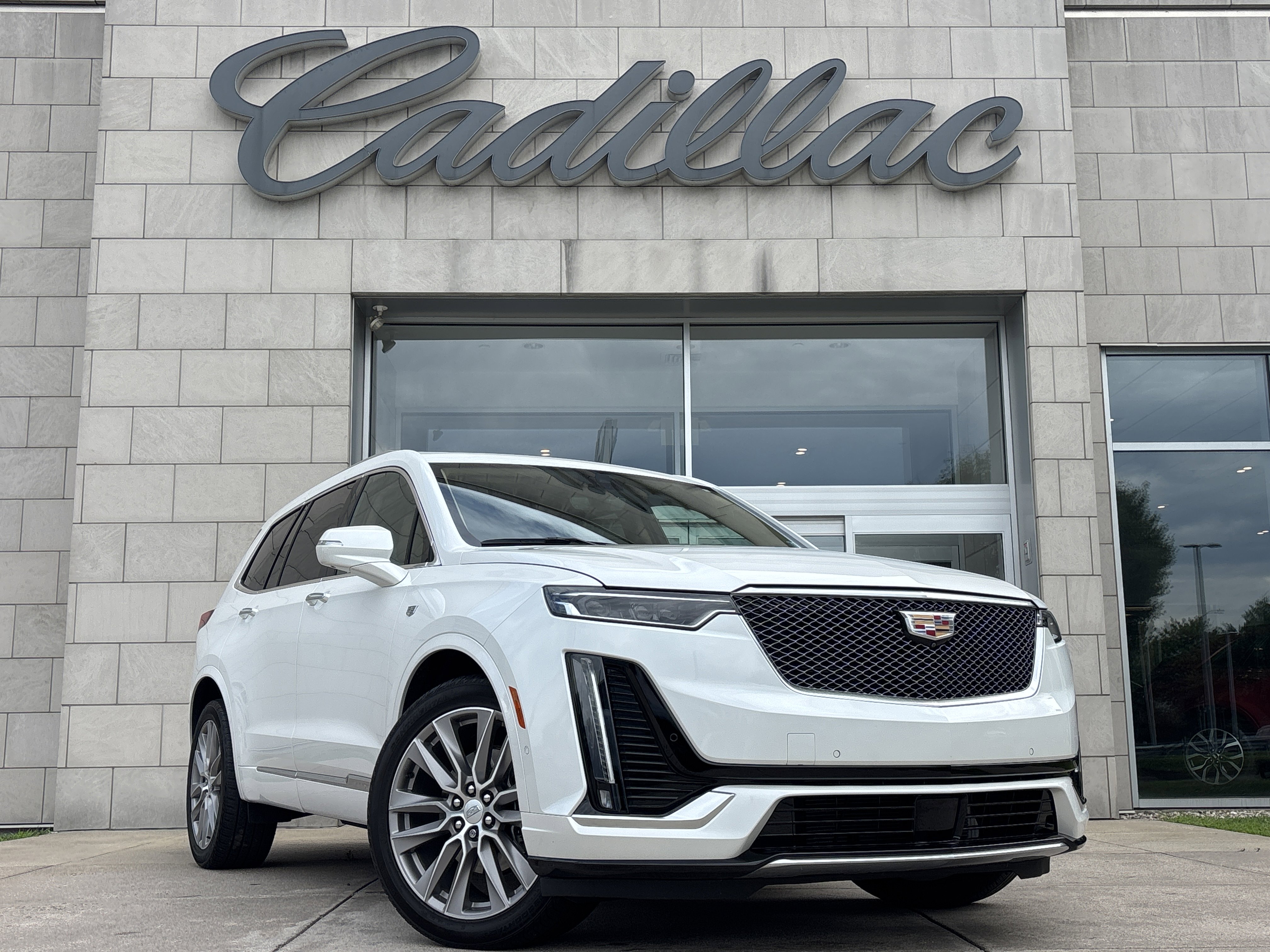 Used 2024 Cadillac XT6 Premium Luxury w/ Platinum Package