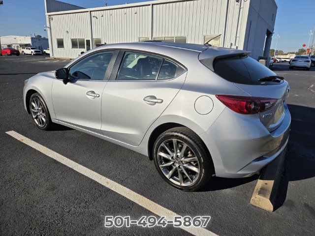 Used 2018 MAZDA MAZDA3 Touring FWD image 7