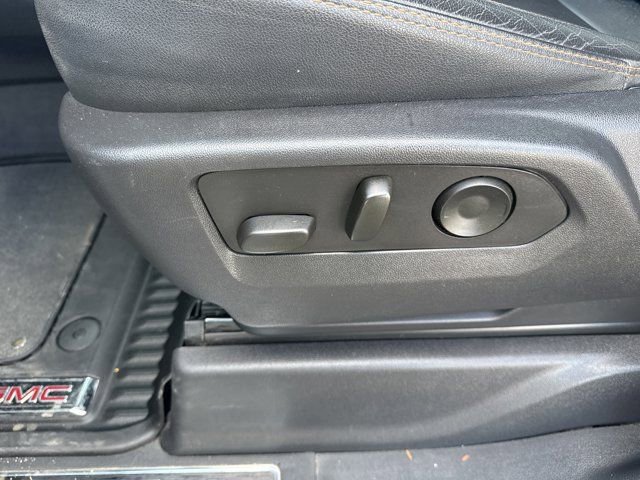 Used 2022 GMC Sierra 1500 AT4 w/ AT4 Premium Package image 16