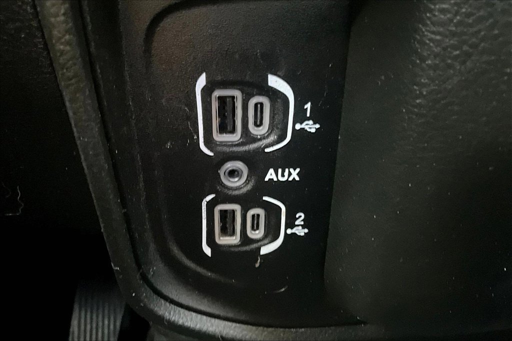 Used 2019 RAM 1500 Laramie AWD/4WD image 26