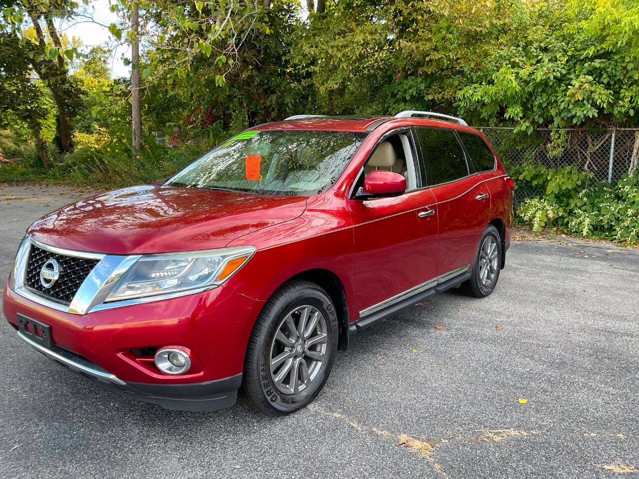 Used 2015 Nissan Pathfinder SL w/ SL Premium Package AWD/4WD image 6