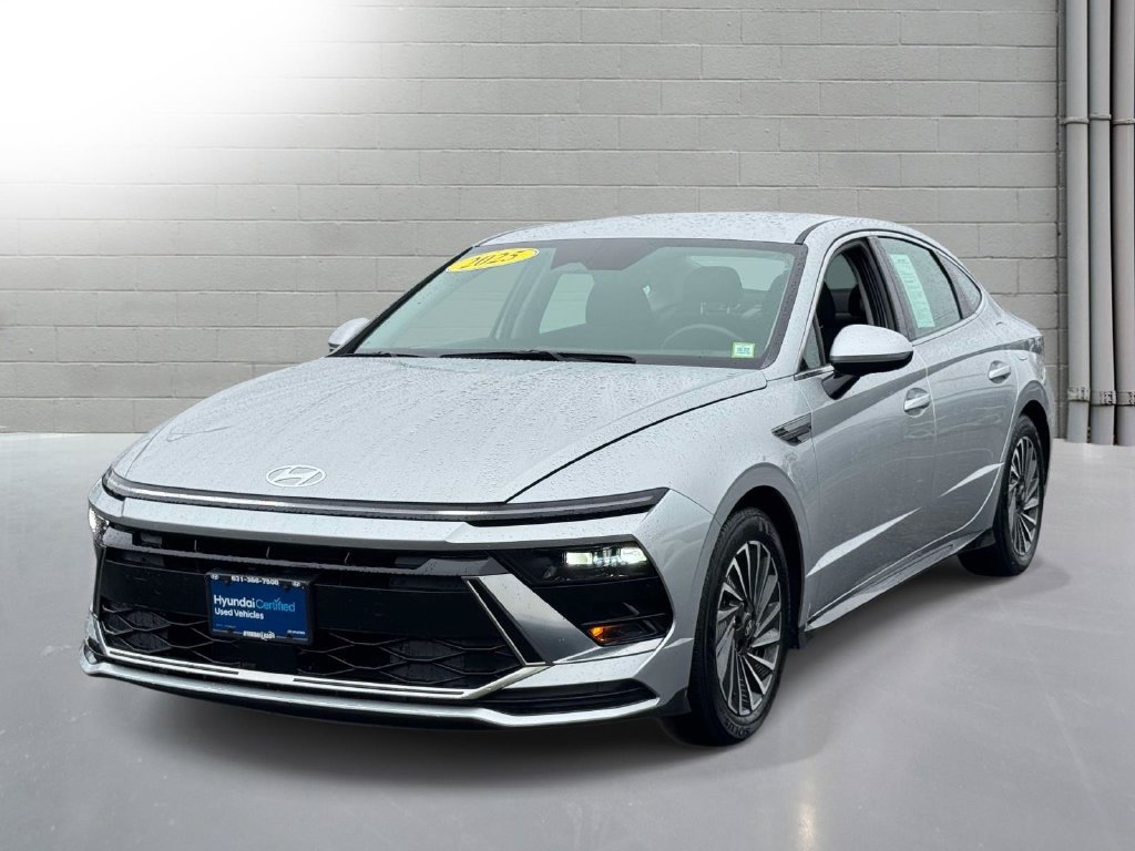 Used 2025 Hyundai Sonata SEL FWD image 4