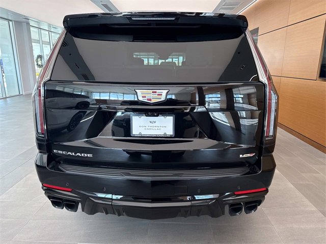 Used 2025 Cadillac Escalade V image 3