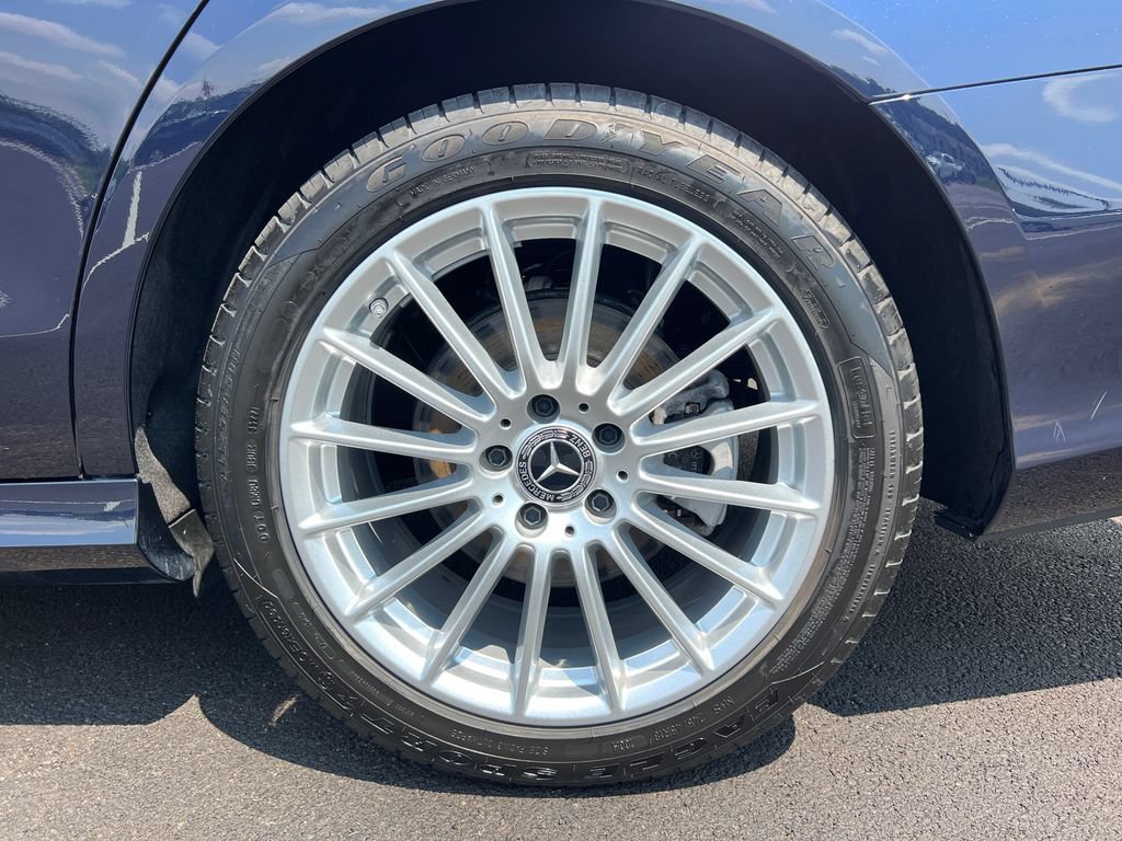 Used 2023 Mercedes-Benz E 350 4MATIC Sedan image 34