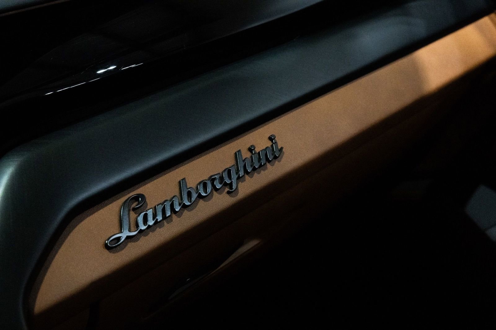 Used 2023 Lamborghini Urus S AWD/4WD image 59