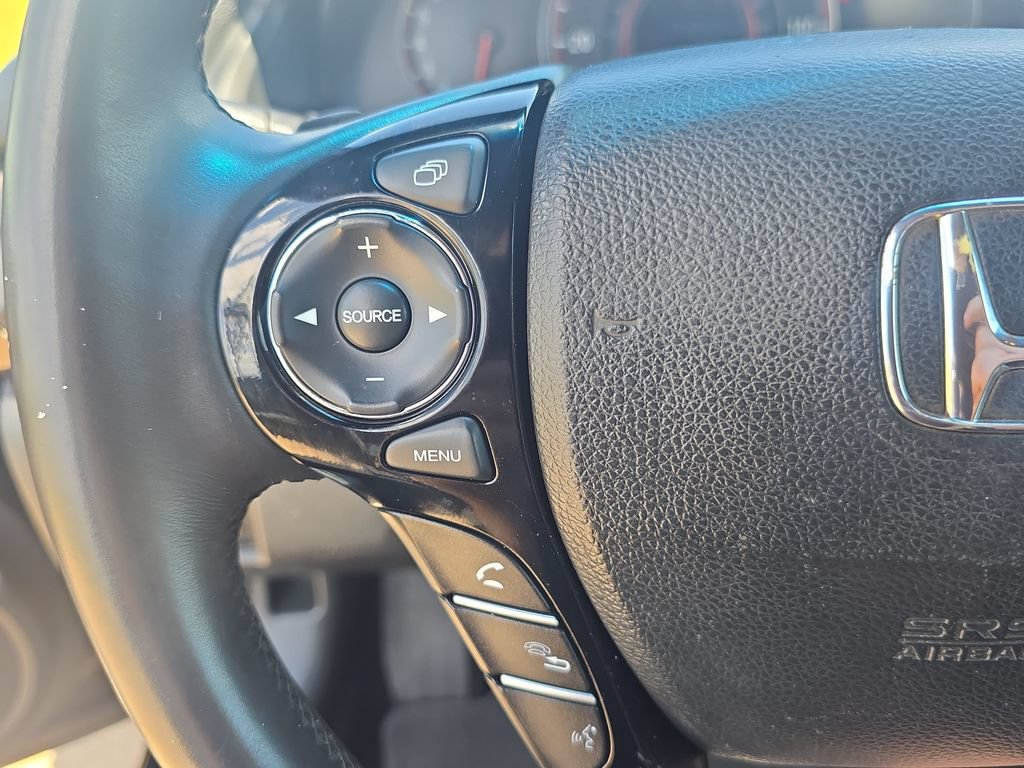 Used 2017 Honda Accord EX-L image 17
