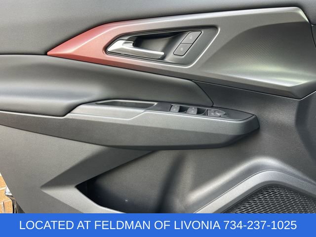 Used 2024 Chevrolet Equinox EV RS FWD image 20