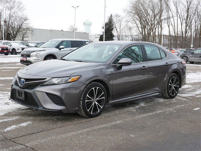 Used 2020 Toyota Camry SE image 3
