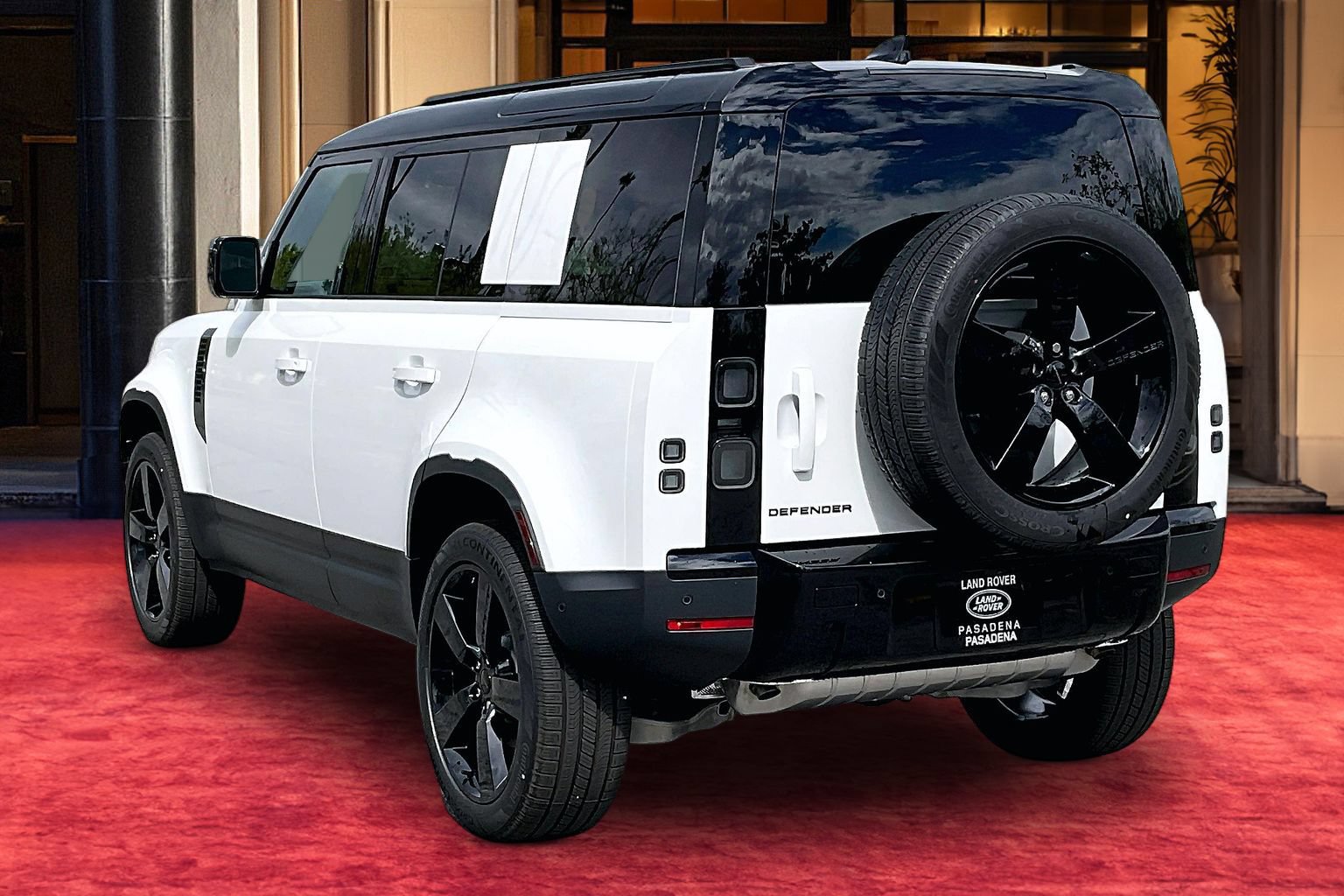 New 2026 Land Rover Defender 110 S AWD/4WD image 4