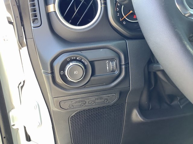 New 2025 Jeep Wrangler Sahara image 15