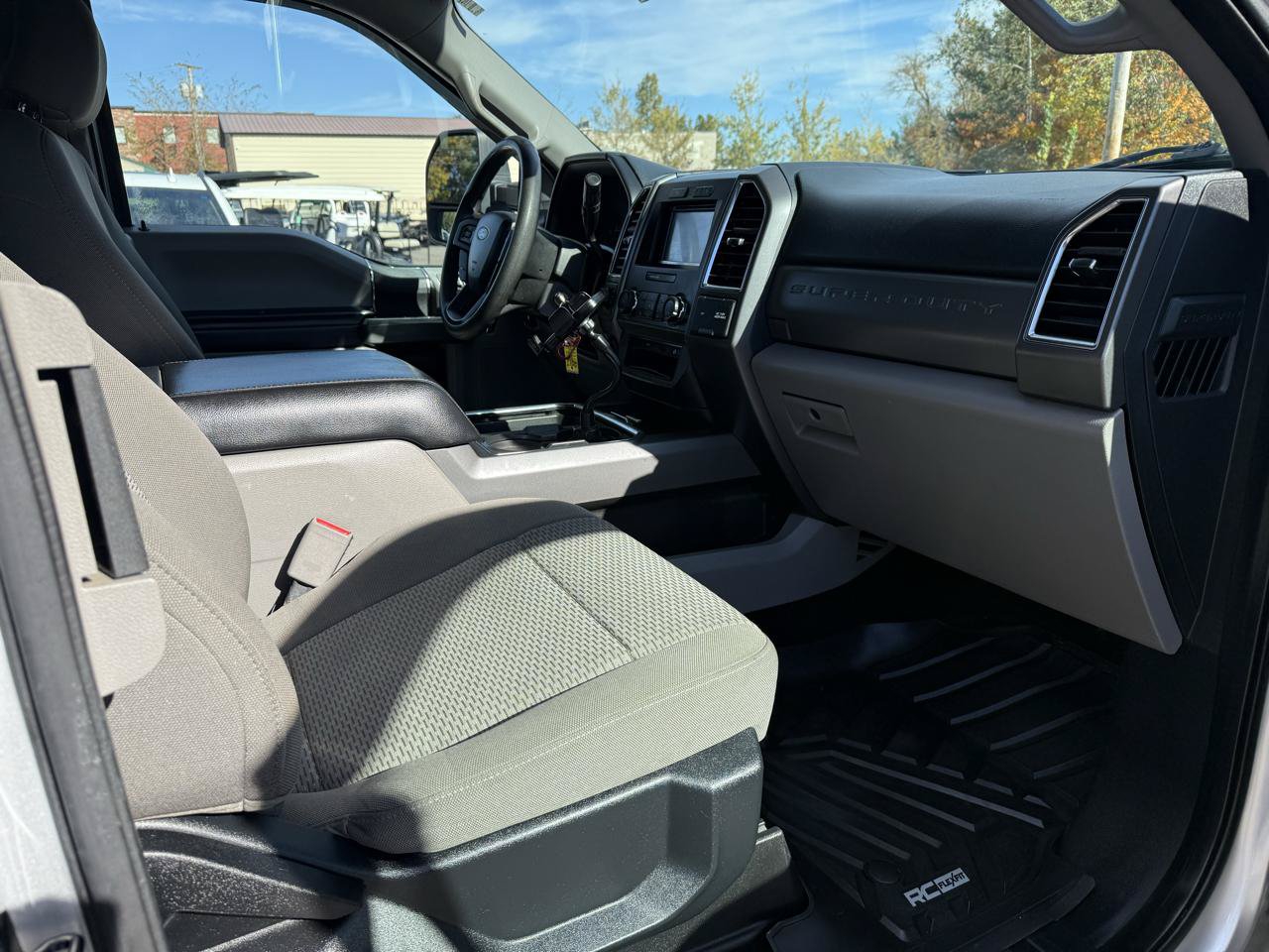 Used 2017 Ford F250 XLT w/ XLT Value Package AWD/4WD image 22