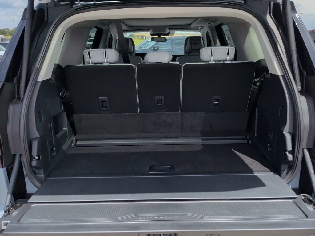 New 2027 Ford Expedition Platinum w/ Driver's Package RWD image 45