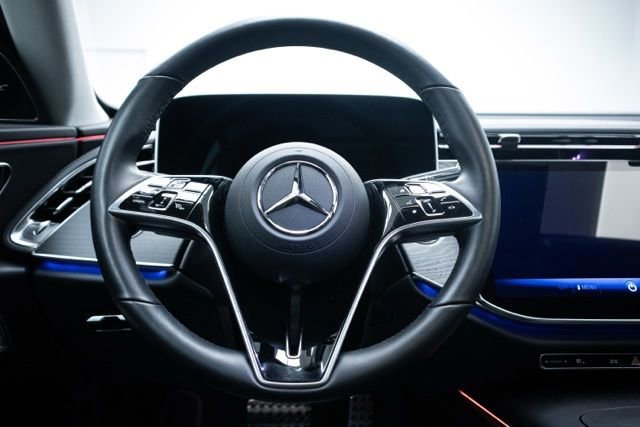 Used 2025 Mercedes-Benz E 450 4MATIC All-Terrain Wagon image 18