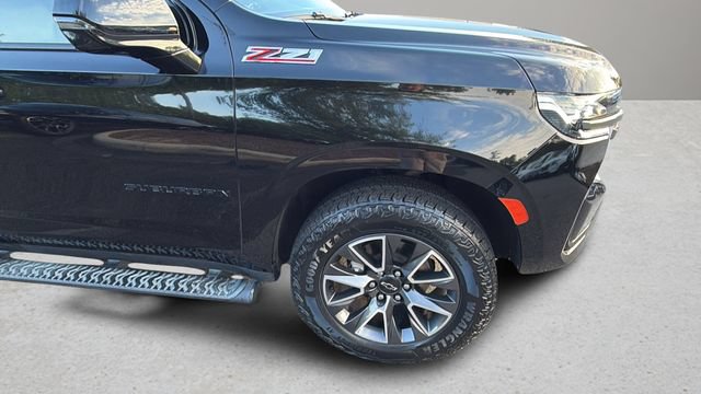 Used 2022 Chevrolet Suburban Z71 w/ Luxury Package AWD/4WD image 42