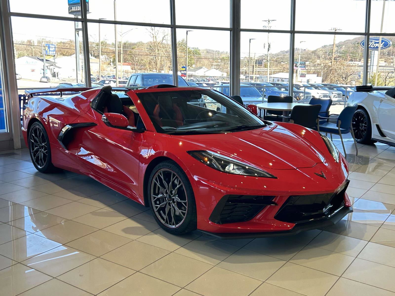 Used 2025 Chevrolet Corvette Stingray Premium Conv w/ Z51 Performance Package image 1