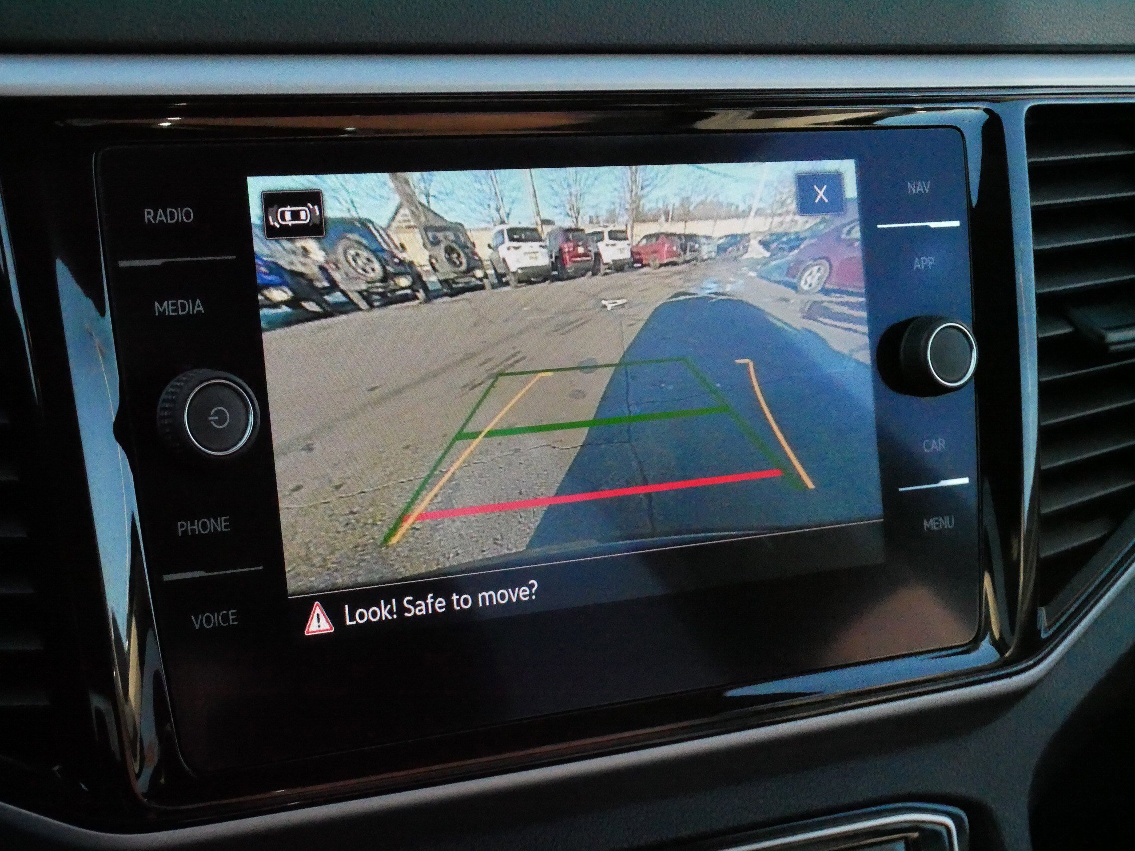 Certified 2021 Volkswagen Atlas SEL Premium image 30